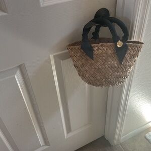Kayu small basket tote